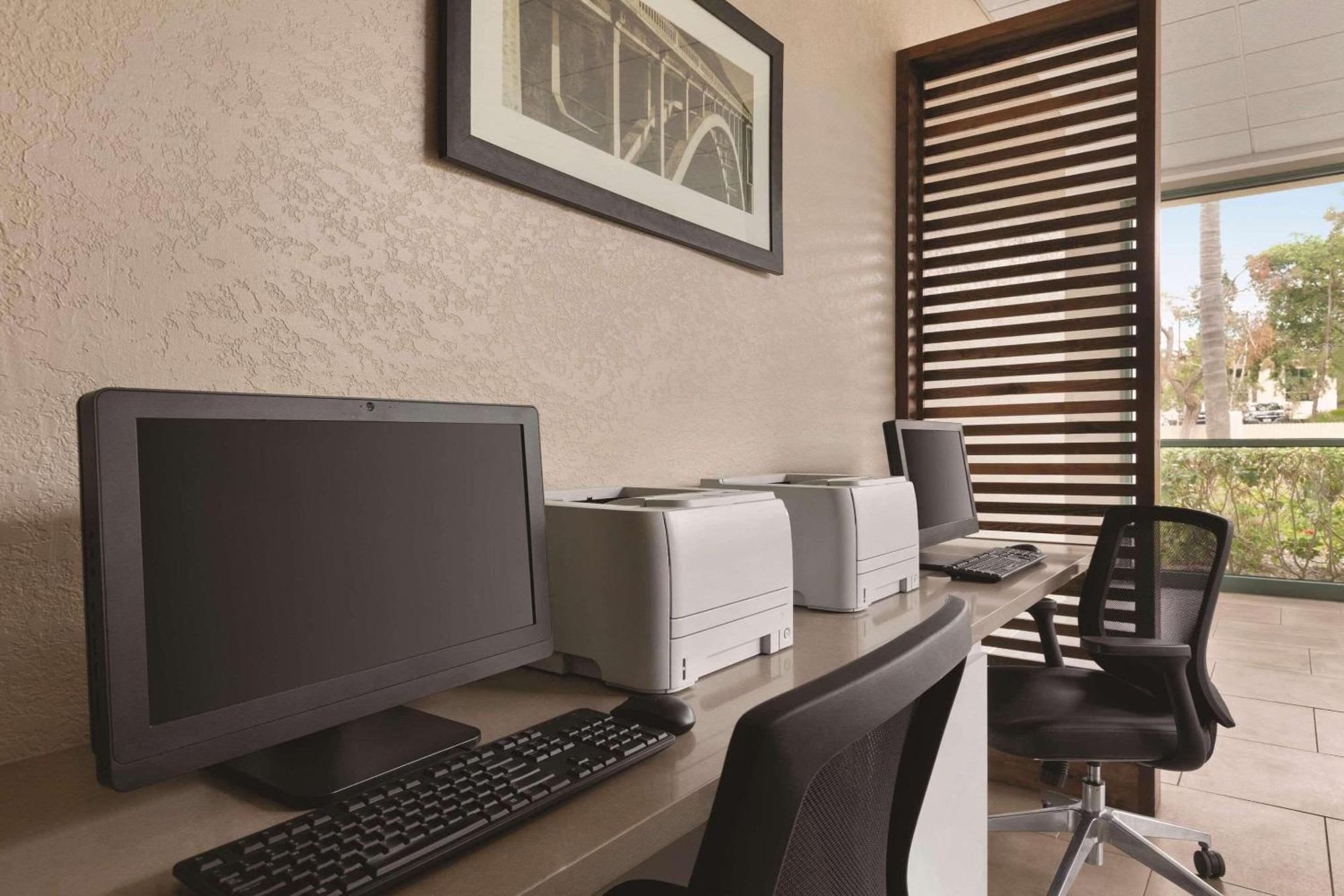 Country Inn & Suites By Radisson, San Diego North, Ca Exteriér fotografie