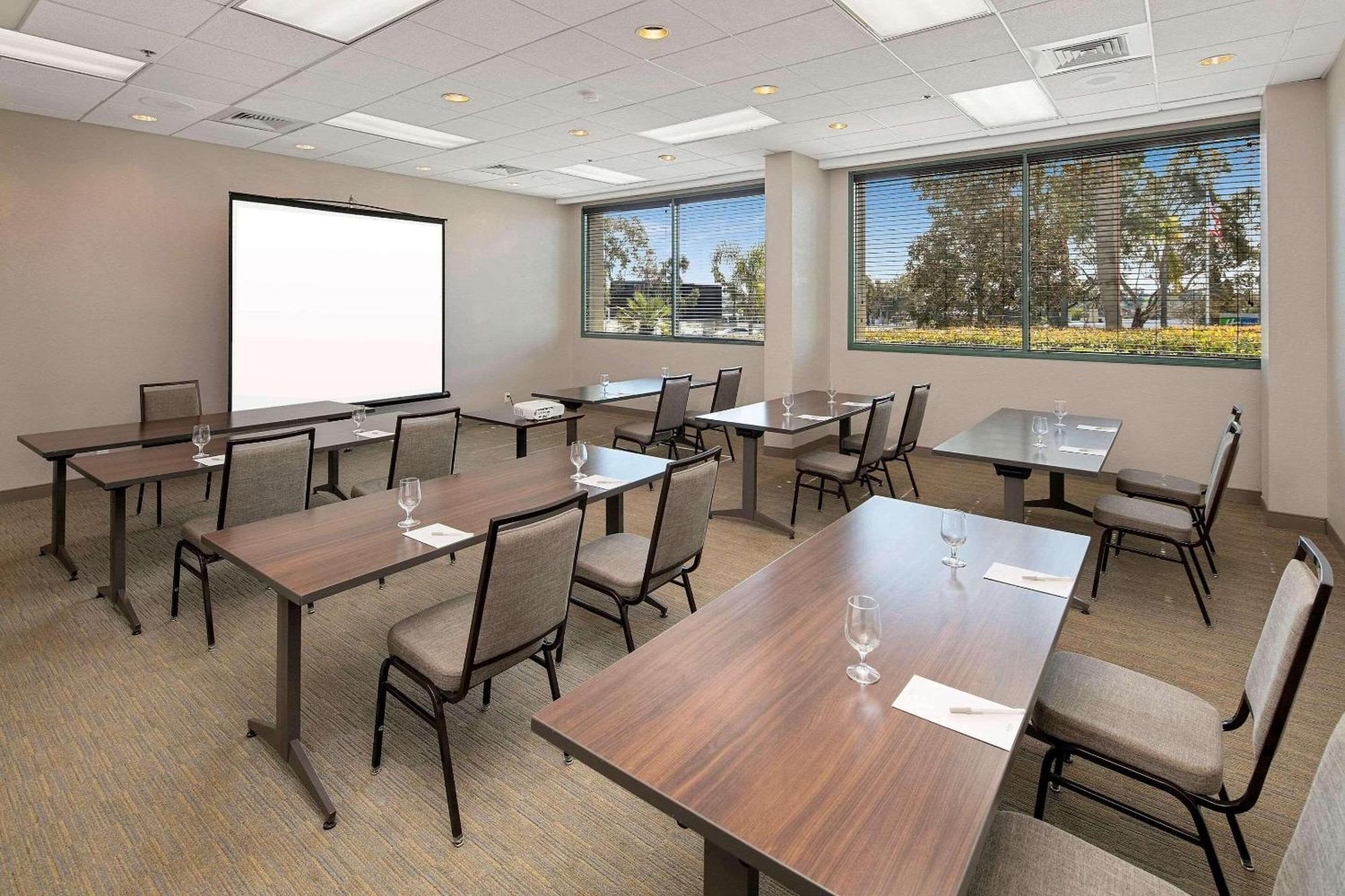 Country Inn & Suites By Radisson, San Diego North, Ca Exteriér fotografie